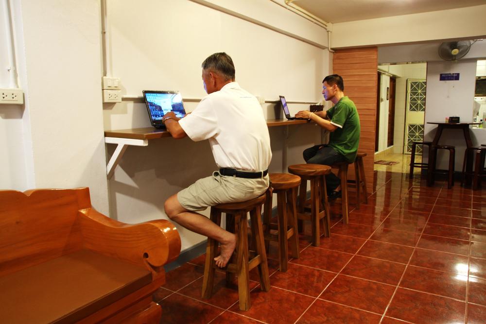 Great Chiangmai Hostel Chiang Mai Bagian luar foto